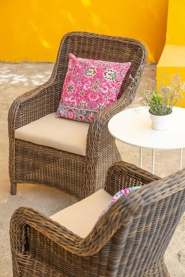 Bright & Spacious With Orange Tree Patio, By Timecooler Lisboa Διαμέρισμα